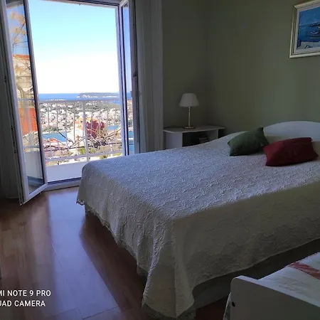 House Smajic בית הארחה 3*